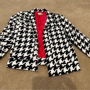 Patrick Christopher Women’s 1X Black White Pattern blazer